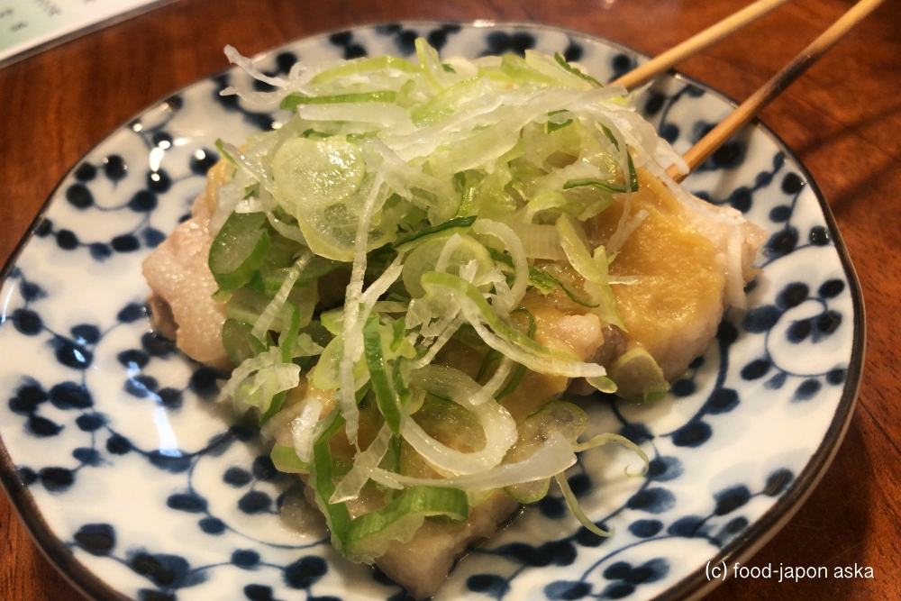 「おでん若葉」甘味噌にネギたっぷりのどて焼きがうまーい!絶品いわしのつみれは必食だ!木札計算も風情あり。