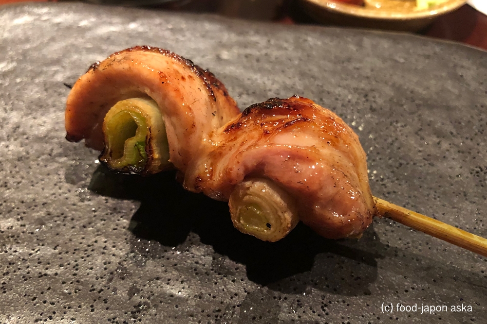 真ゆき さねゆき 砺波の人気焼鳥店 必食はネギを包み込んだネギマとちょうちん 黄金スープと焼きおにぎりもいいね 金沢グルメのバイブル あすかの美味献立 びみこんりゅう